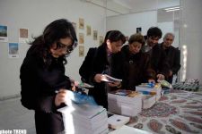 В Баку открылась выставка искусства города    Исфаган